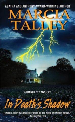 Cover image for In Death's Shadow: A Hannah Ives Mystery (Hannah Ives Mysteries)
