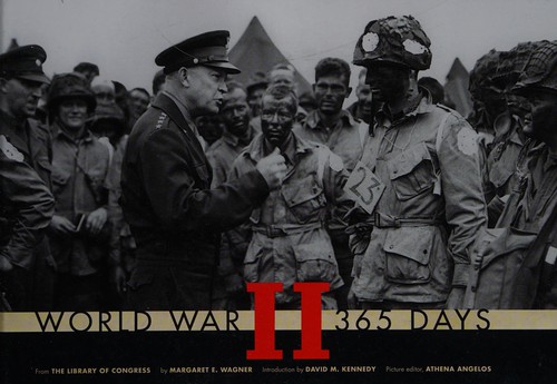 Cover image for World War II