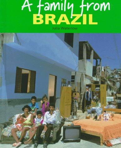 Cover image for A Family from Brazil (Families Around the World)